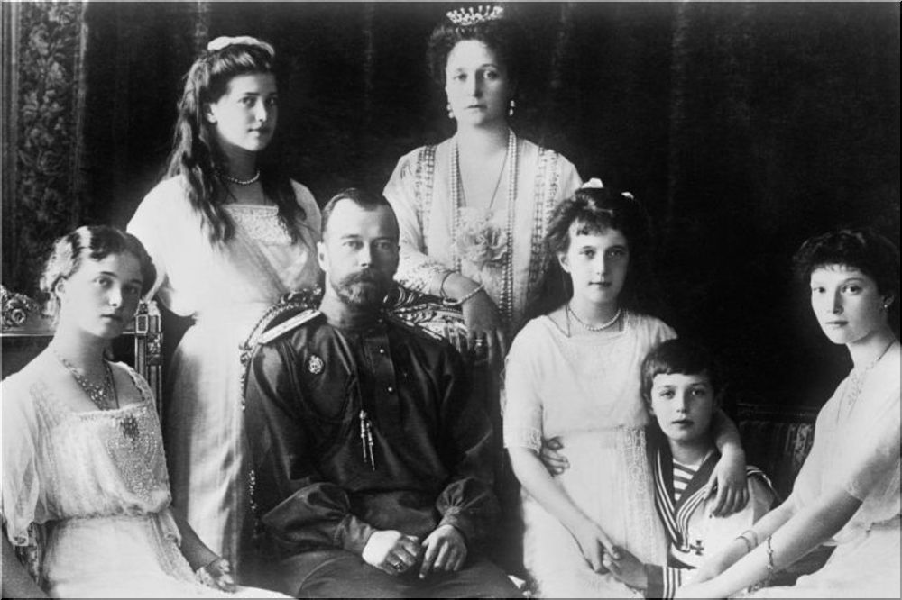 アナスタシア ロシア最後の皇帝ロマノフ家の悲劇 恐ろしい殺害の真実が明らかに 歴史は美女がつくる 美女研究ブログ